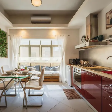 Stylish 1br Near Sliema & Valletta شقة *